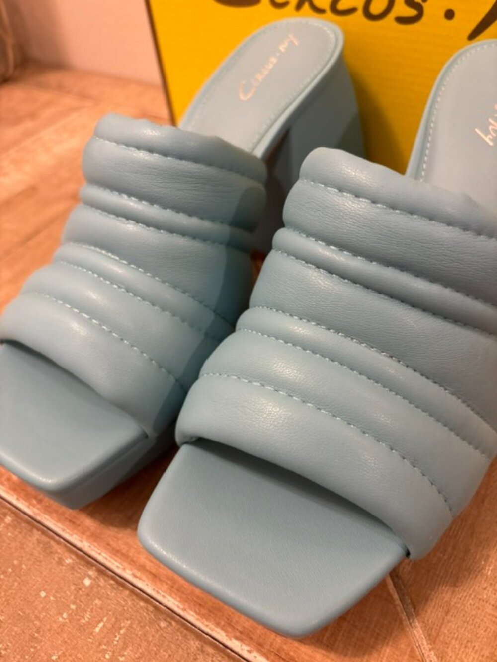 NEW Circus NY Marlie Calypso Blue Heeled Sandals Women’s 8 - Picture 2 of 6